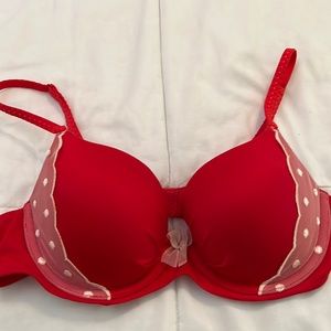 Victoria Secret red beautiful bra!!